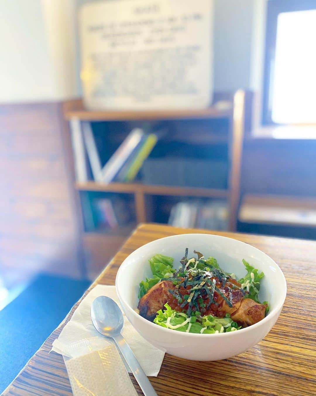 のインスタグラム：「#aneacafe にて #カフェランチ 🍽✨ @aneacafe_sangubashi ㅤㅤㅤㅤㅤㅤㅤㅤㅤ ㅤㅤㅤㅤㅤㅤㅤㅤㅤ ㅤㅤㅤㅤㅤㅤㅤㅤㅤ #参宮橋 #参宮橋ランチ #参宮橋グルメ #代々木カフェ #代々木グルメ #代々木ランチ #代々木 #東京カフェ #カフェ巡り#cafe #cafe巡り#カフェ好き #カフェ活 #カフェランチ #도쿄 #coffee #커피 #카페 #카페스타그램 #インスタグラマー #インフルエンサー#ペット同飯可 #ペット可 #ペット可レストラン  #ペット可カフェ #ペット可レストラン  #ペット同伴 #ドックカフェ #dogcafe」