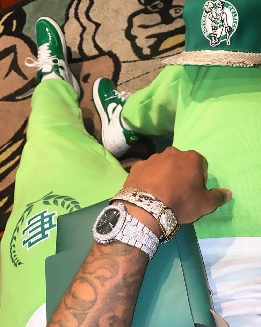 ファボラスのインスタグラム：「Patty Day 🤑 #AF1StPatricksDay2006」
