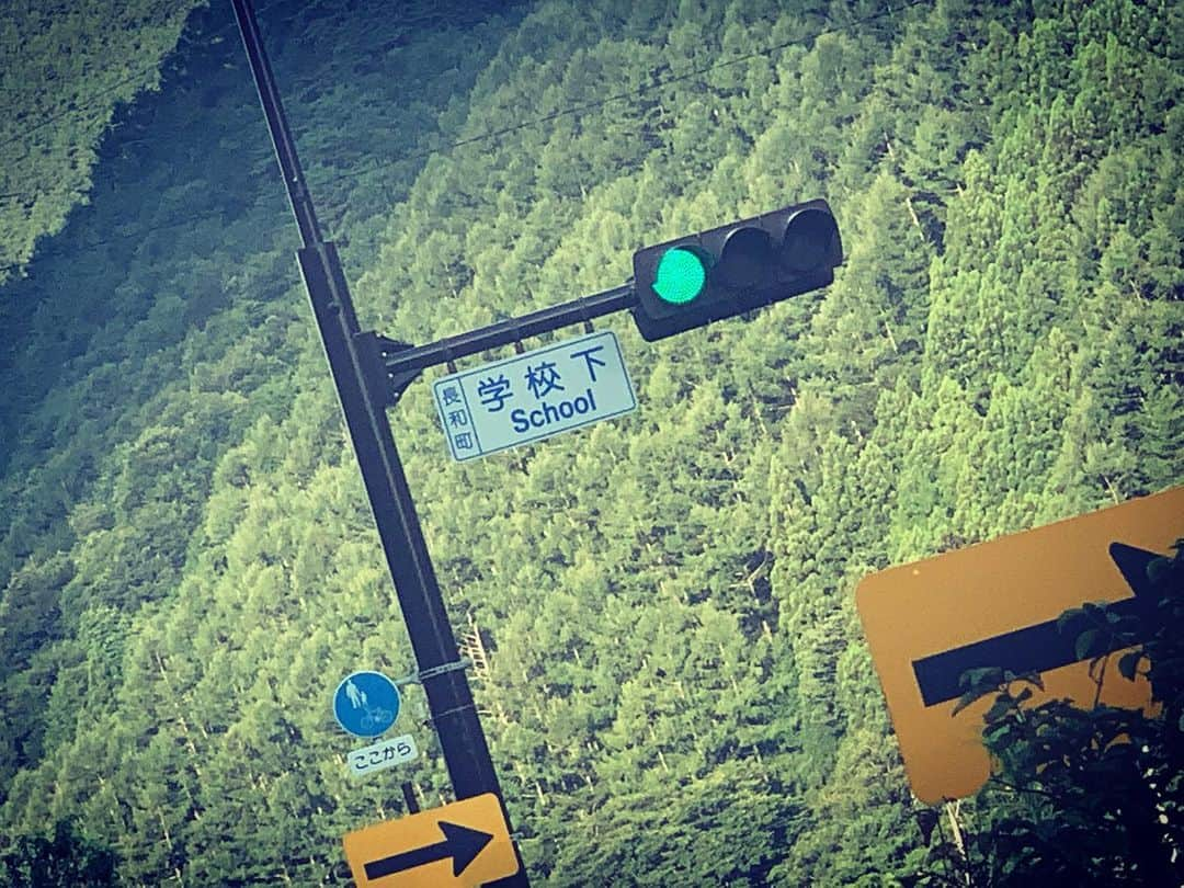 TAKUMA さんのインスタグラム写真 - (TAKUMA Instagram)「長野県を走ってます🚗 空気が綺麗✨ 目的地は栃木県👍 行くぜ！  #たんさん #長野県 #school」8月14日 17時36分 - tan_tan_dayo