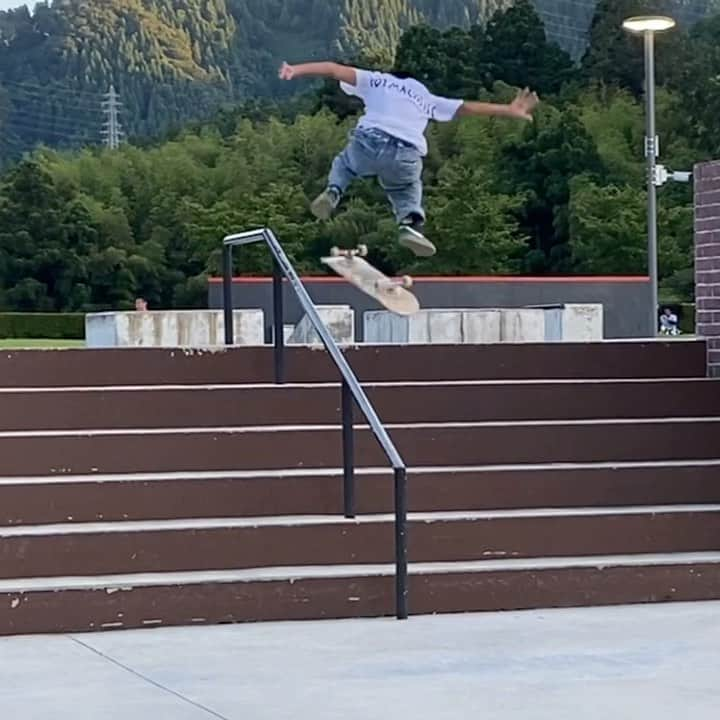 池田大暉のインスタグラム：「Fukui Skate Park💦 🗣 Friend's dad😂」