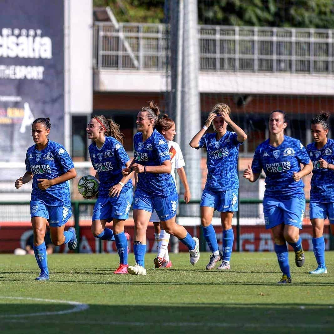 エンポリFCさんのインスタグラム写真 - (エンポリFCInstagram)「🔵⚽️ Azzurre ieri in campo a Roma; la formazione di mister Spugna ha perso 3-2 l'amichevole con le giallorosse; per l’Empoli in gol Cinotti e Glionna 📸📸📸」8月14日 18時35分 - empoli_fc_official