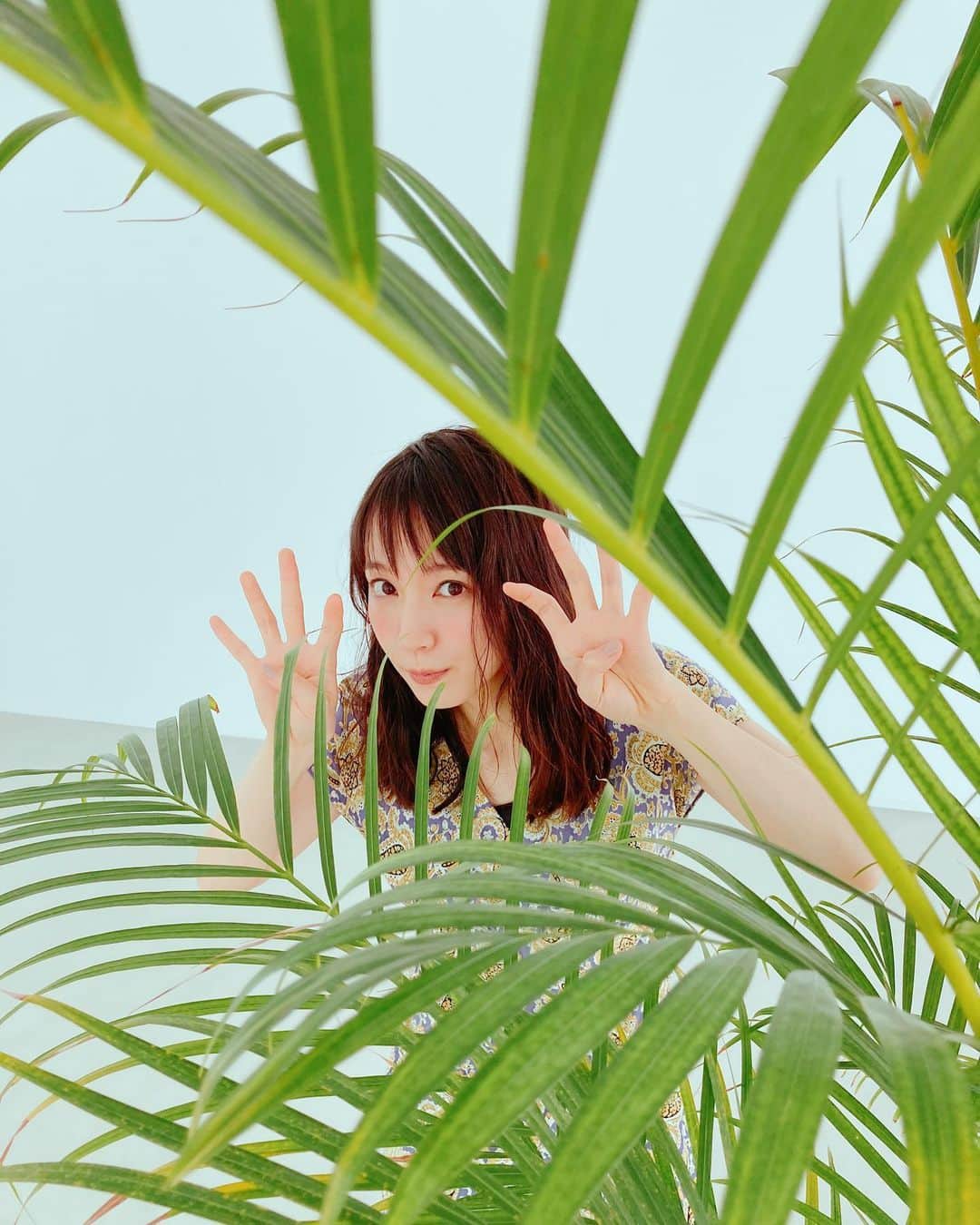 吉岡里帆（マネージャー）のインスタグラム：「よん！ヨン！4！ 吉岡さんが声の出演をしているドラマ『40万キロかなたの恋』、本日最終話となる第4話がOAとなります🌏  テレビ東京にて本日24:12より。 観られる方はぜひご覧くださいませ🤝  #40万キロかなたの恋 #いつかの吉岡さん」
