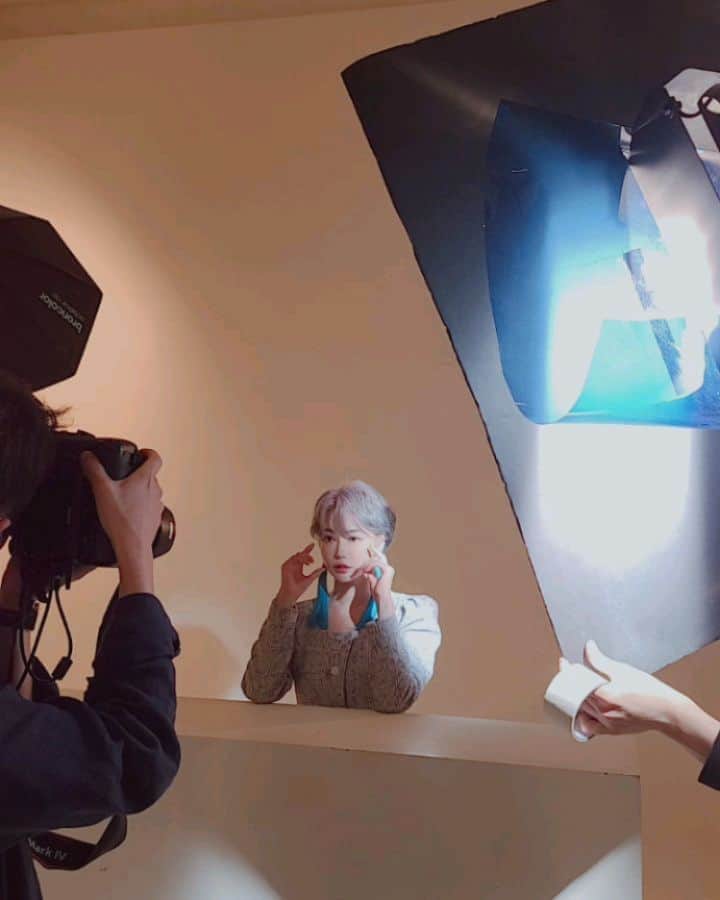 Han Ga Eunのインスタグラム：「화보촬영 😊 . . .  #사진 #촬영 #화보 #컨셉사진 #photography #koreanmodel」
