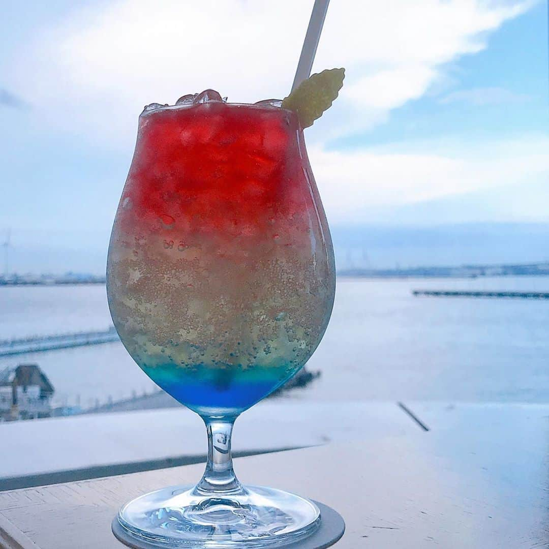 林愛夏のインスタグラム：「#劇団四季 #MAMMAMIA ﻿ #intercontinental #yokohama﻿  #collaboration #cocktail﻿ ﻿」