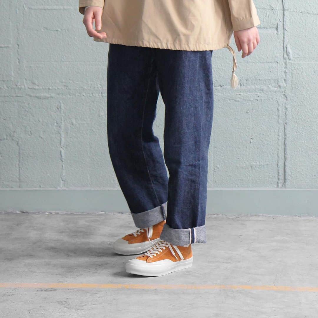 MOONSTARのインスタグラム：「BUMPER COURT / LIGHTORANGE  #moonstarshoes  #finevulcanized  #bumpercourt  #madeinkurume」