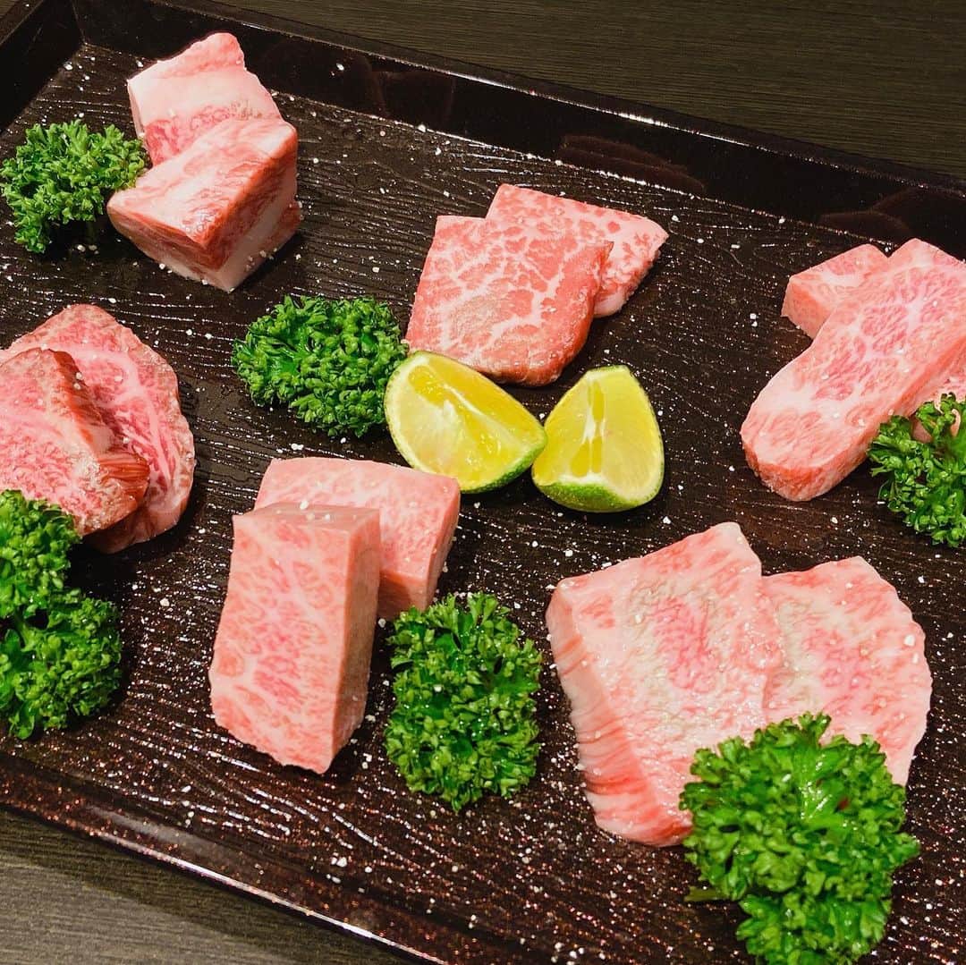 大阪ウシ子のグルメインスタ