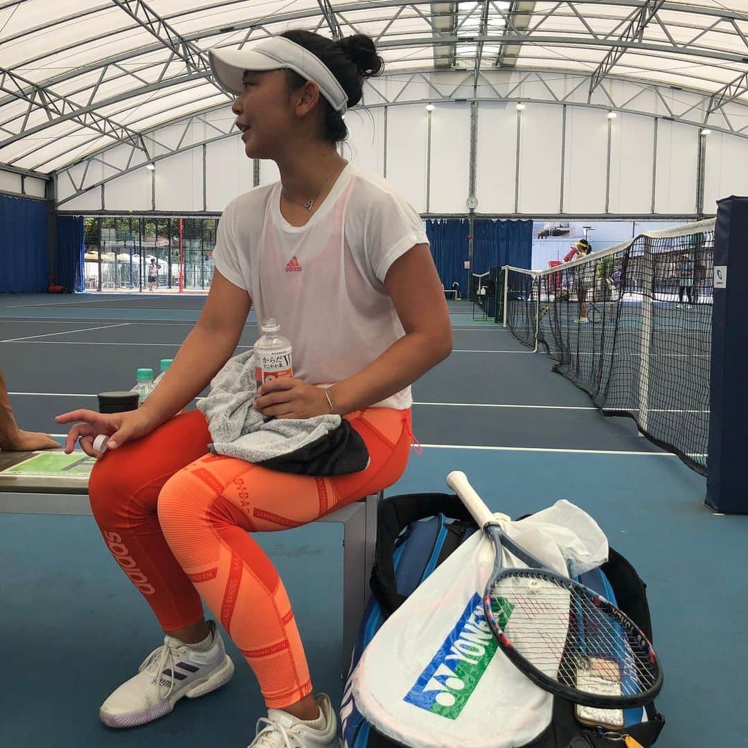 のインスタグラム：「. My new weaponと  からすこcと わたし。 . #VCORE2020LIMITED #yonex」