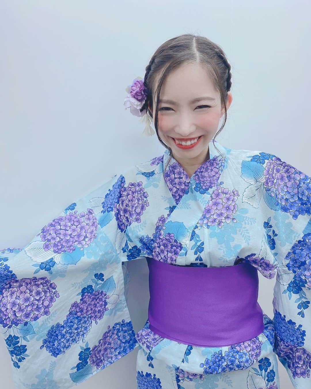 岸田麻佑のインスタグラム：「♡ 夏の楽しみが欲しい🍉ね！ . #浴衣 #浴衣女子  #夏祭り 行きたい。」