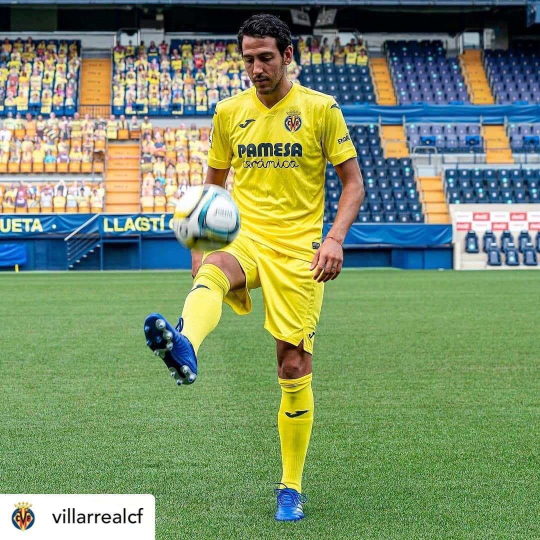 LFPさんのインスタグラム写真 - (LFPInstagram)「📸 @dani_parejo10 is unveiled as a new @villarrealcf player! 💛 • 📸 ¡Parejo ha sido presentado como nuevo jugador amarillo! 💛 • #Parejo #Villarreal #Start #LaLiga #LaLigaSantander」8月14日 20時58分 - laliga