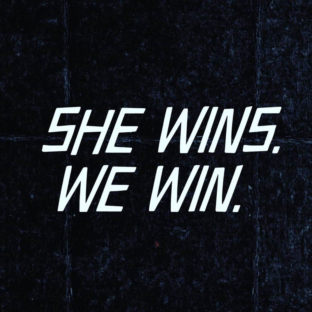 アジャ・ナオミ・キングさんのインスタグラム写真 - (アジャ・ナオミ・キングInstagram)「#SheWinsWeWin ❤️」8月14日 21時59分 - ajanaomi_king