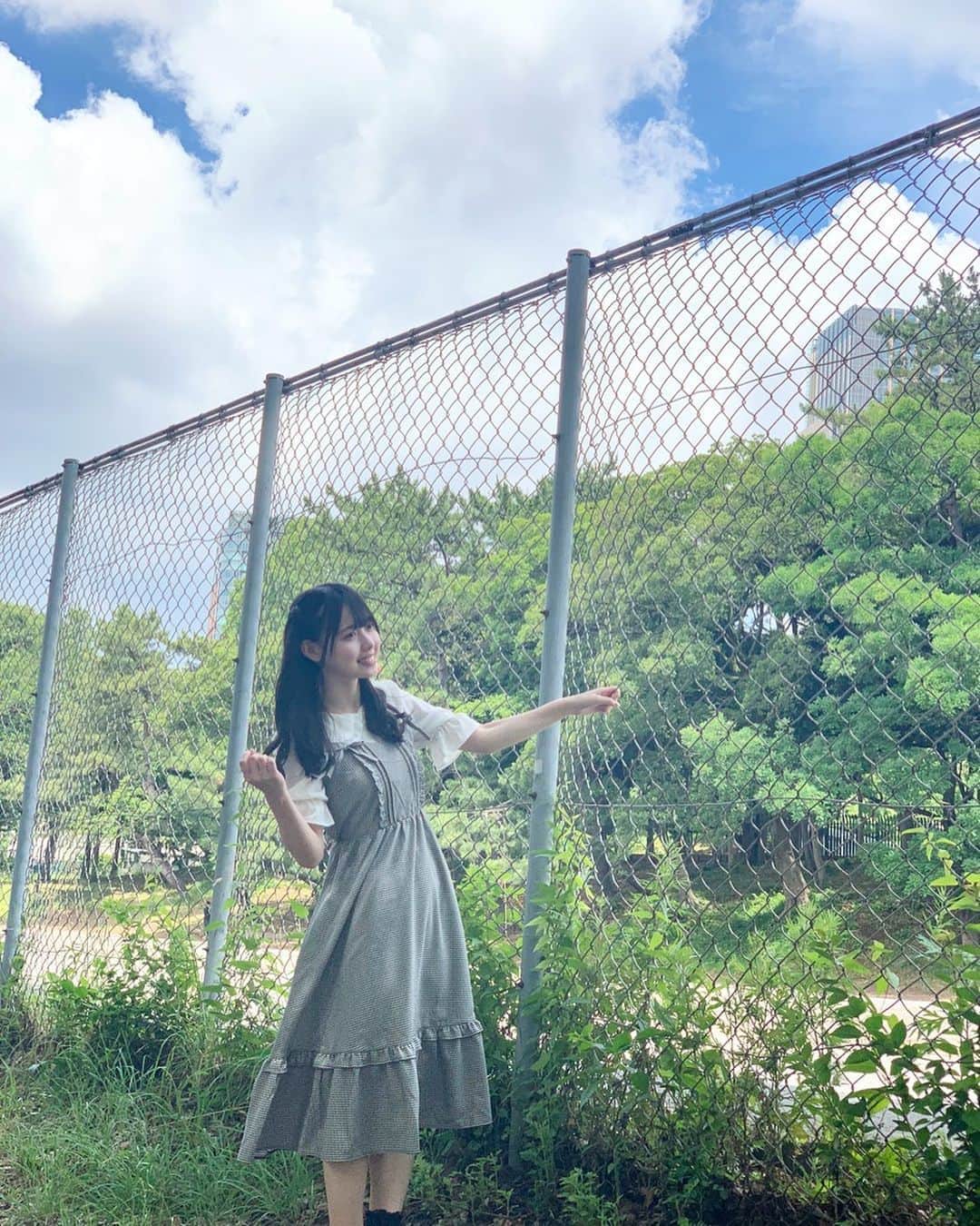 松本ももなさんのインスタグラム写真 - (松本ももなInstagram)「夏空は雲もいいね💗  毎日雨続きだったけど この日は晴れてて嬉しかったぁ♡  #cmnow オフショット #夏空 #お天気最高 #入道雲  #ハニーシナモン #honeycinnamon  @honey_cinnamon_jp」8月14日 21時54分 - momona.1012