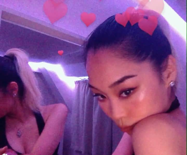 TOKINEのインスタグラム：「💗💓💞💕💦💦💦💦」