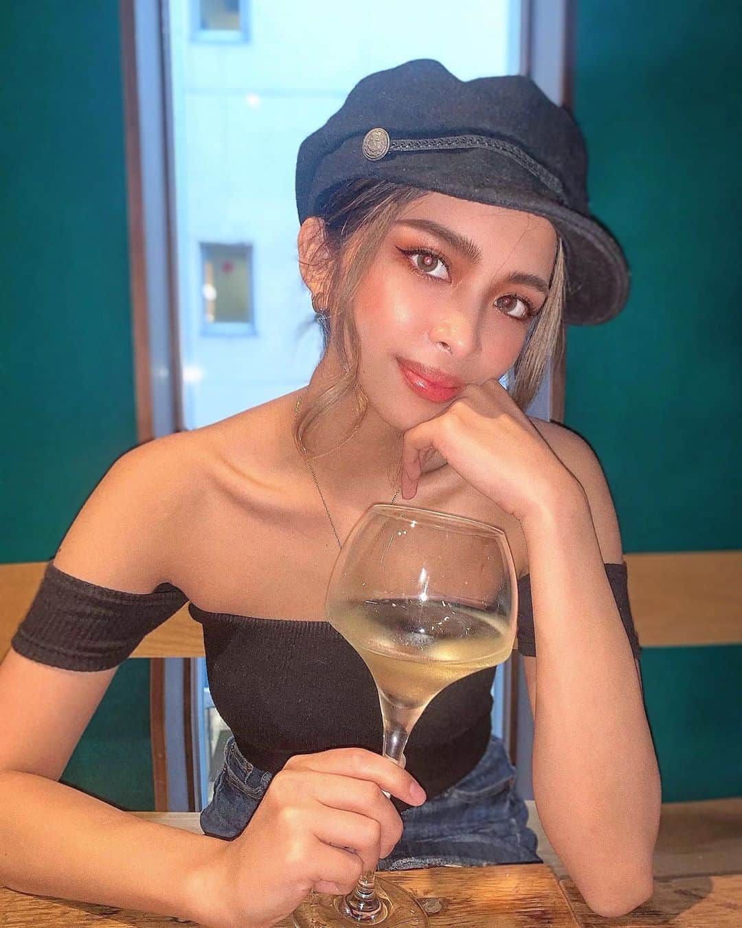 Airi Shibuyaのインスタグラム：「Brunch❤︎🍴 . 暑くてアップにしたけどそもそも 帽子もあつい🥵🥵笑 . 今年夏らしいことできてないな〜 . だいすきな海も行けてない😔🏖 . #like4likes#likeforlikes #休日#ブランチ」
