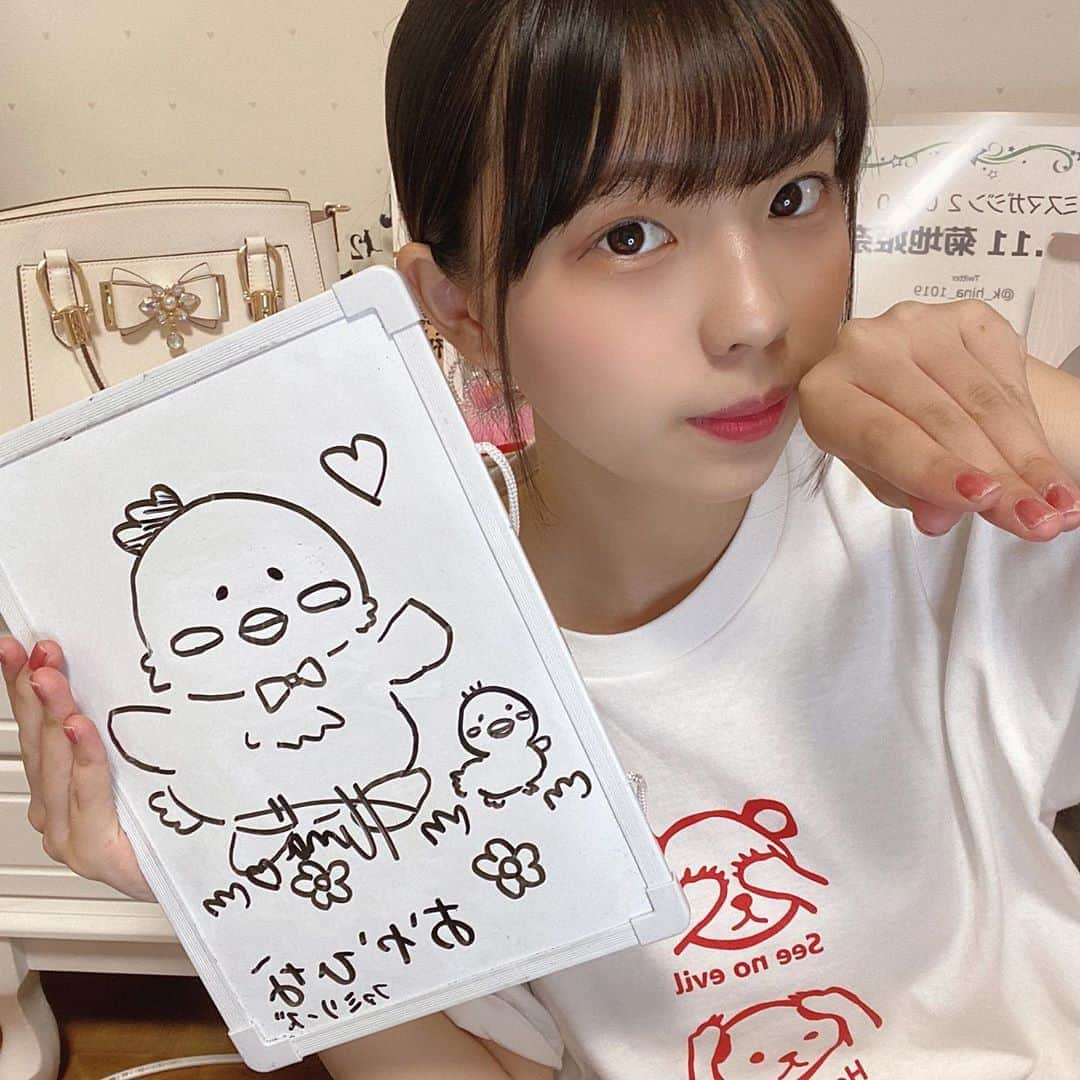 菊地姫奈さんのインスタグラム写真 - (菊地姫奈Instagram)「配信で描いたおやひなファミリーズです🐤🐔💨 皆さんいつもありがとうございます🌸 2枚目のお写真は今日食べたオムライスです🍳🍴 食べる前にお写真を撮ることが出来ました！奇跡だ😳🍽 #ミスマガジン2020 #ミスマガジン #ミスマガ#菊地姫奈」8月14日 22時38分 - hina_k_1019