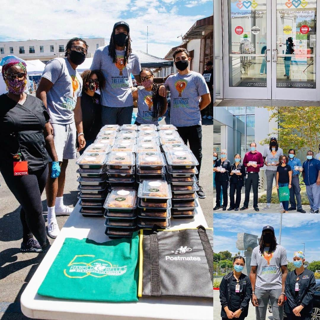 デアンドレ・ジョーダンのインスタグラム：「I teamed up with  @haroldandbellesrestaurant to deliver meals with @postmates to front line workers @mycovidMD who provided free Coronavirus testing yesterday at their pop-up drive-thru.」