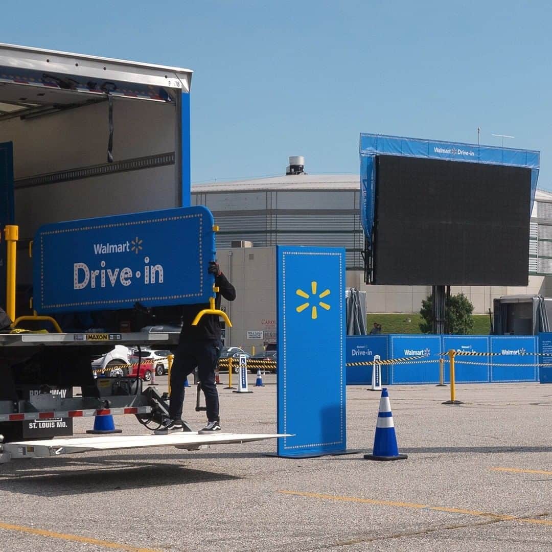 Wal-Mart Stores, Incのインスタグラム：「It’s finally here. We’re unpacking all the nostalgia and movies your family could want tonight at the #WalmartDriveIn. (Oh, did we mention the snacks?) 🍿」