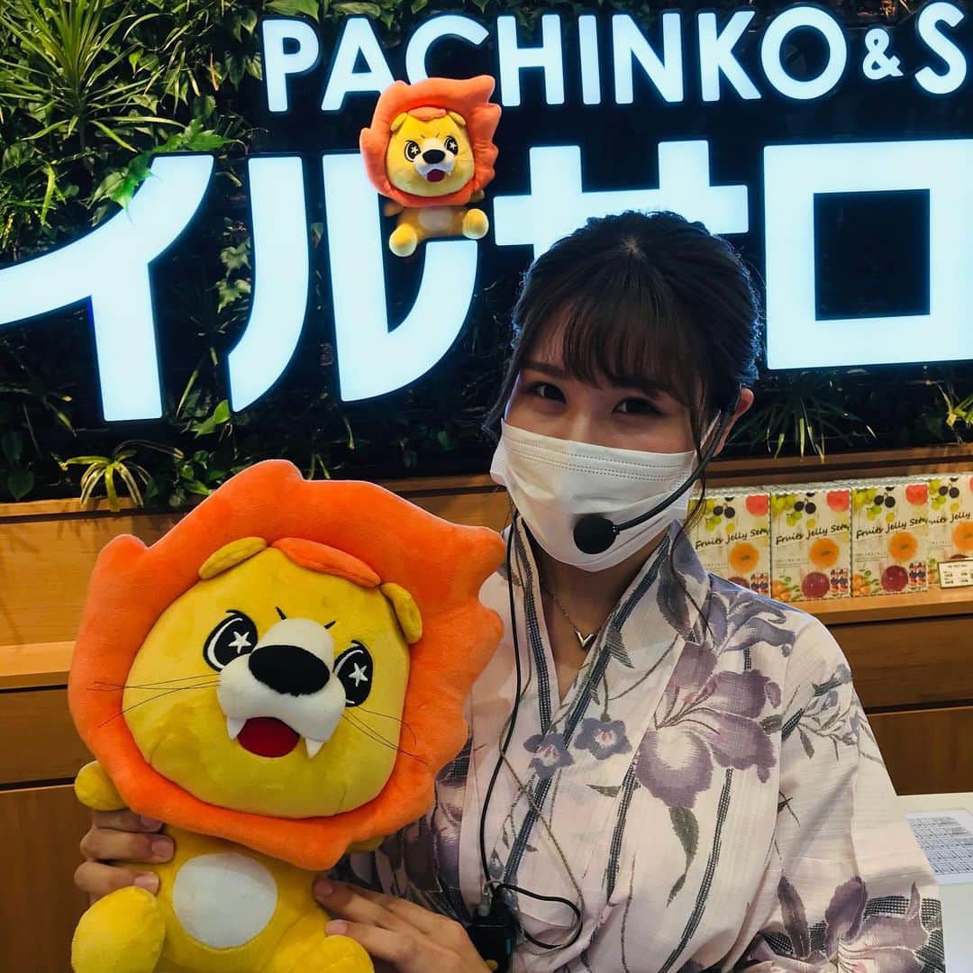 イルサローネ イドムンのインスタグラム：「夏サローネ  #浴衣  #イルサローネ習志野 #ライジング習志野 #カズレーザー #安藤なつ #メイプル超合金 #イルサローネ #イルサローネ平野 #イルサローネ平野店 #イルサロ #イルサ #アサヒディード #平野区 #パチンコ #スロット」