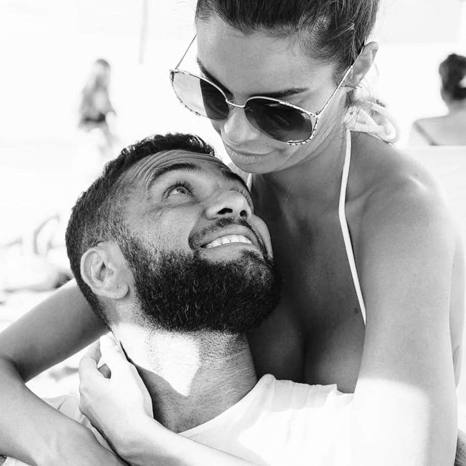 ジョアナ・サンスのインスタグラム：「Me pierdo😻... #love #reallove❤️」