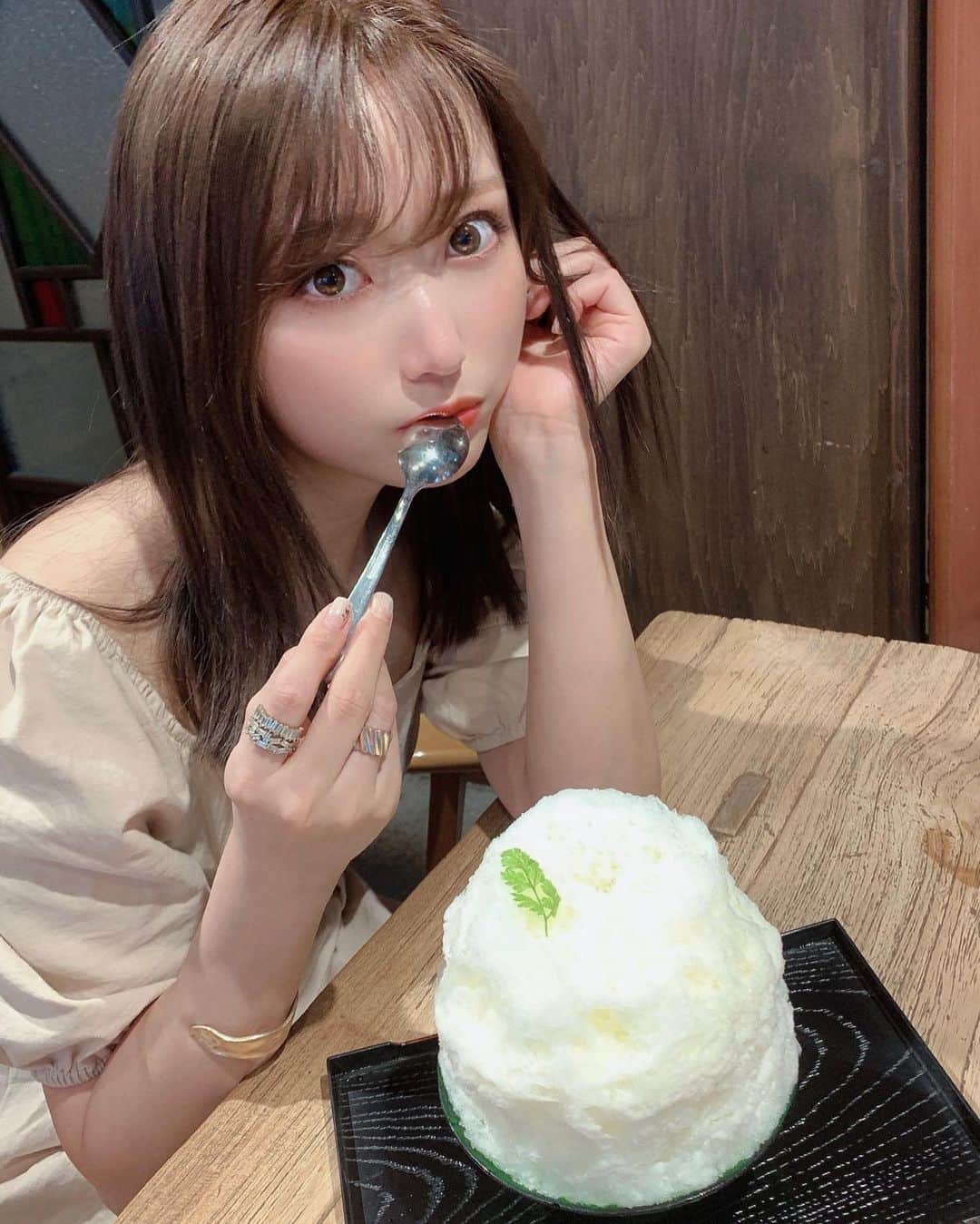 菅野結以のグルメインスタ