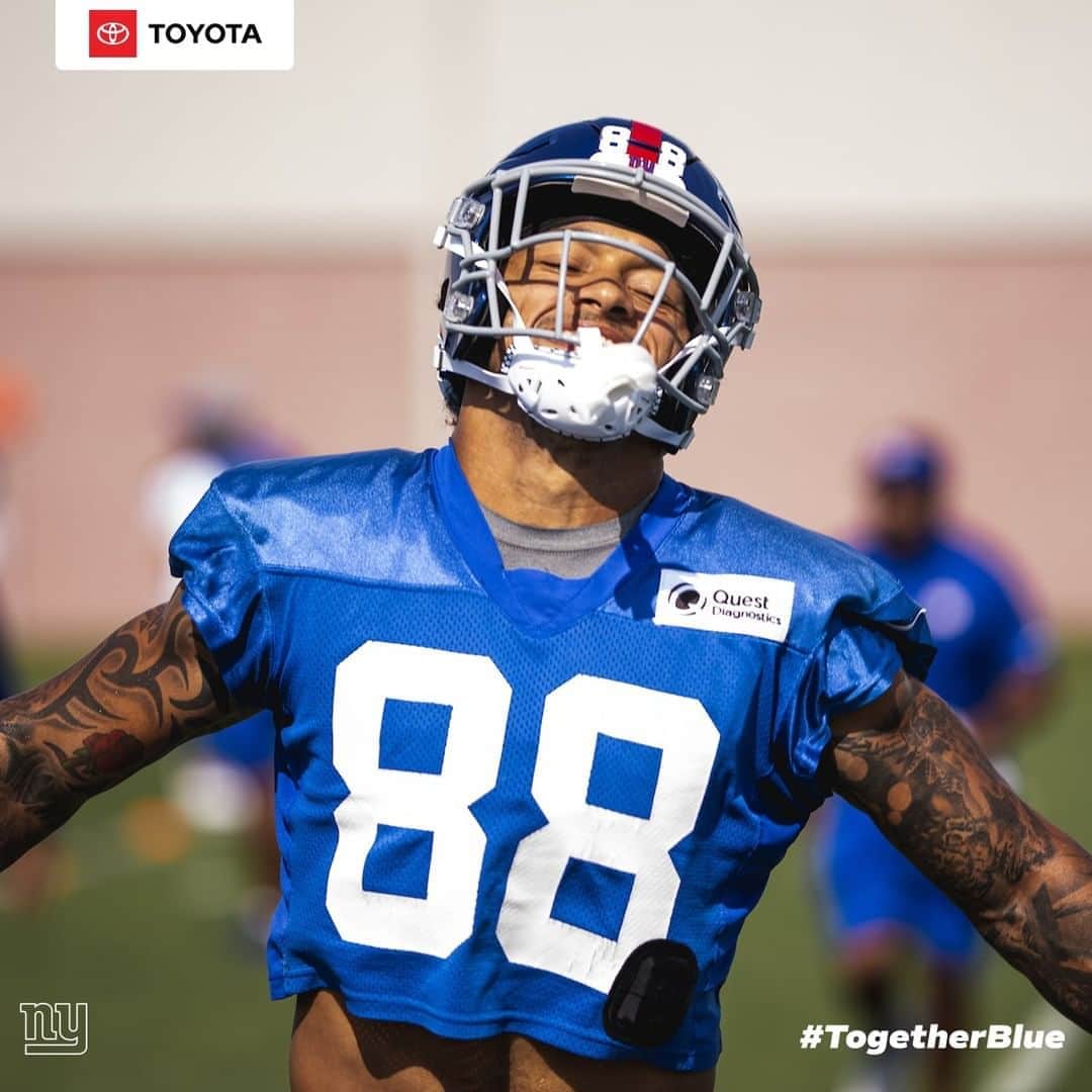 New York Giantsさんのインスタグラム写真 - (New York GiantsInstagram)「H A P P Y to be here 😁 #TogetherBlue @drivetoyota」8月15日 4時00分 - nygiants