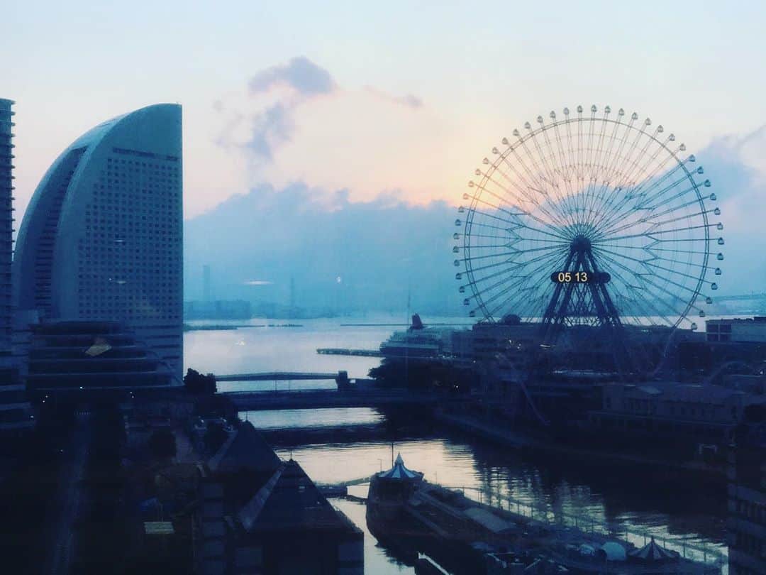 井手大介のインスタグラム：「おはヤーマン！ #theburn847 #fmyokohama #みなとみらい」