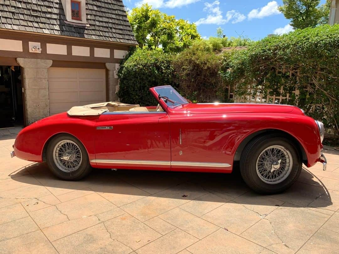 The Peninsula Hotelsさんのインスタグラム写真 - (The Peninsula HotelsInstagram)「Congratulations to the 1949 Alfa Romeo 6C 2500 SS Cabriolet by Pinin Farina, winner of the prestigious Spirit of The Quail Award at @thequailevents! This stunning automobile was a favourite amongst our judges and we can see why.  #penmoments #TheQuail⁣ ⁣ ⁣ ⁣ ⁣ ⁣ #peninsulahotels #thequail #cars #supercars #supercar #car #luxury #racing #carlifestyle #carsofinstagram #luxurycars #amazingcars #automotive #automotivephotography #autophotography #carphotographer #carphotography #alfaromeo」8月15日 6時01分 - peninsulahotels