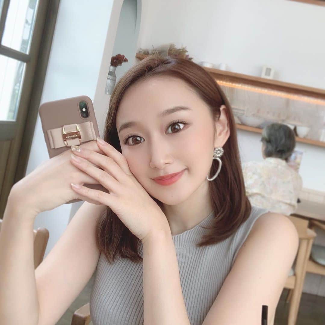 のインスタグラム：「🐋 * @alamain2018 のiPhoneケース。 組み合わせ方自由で、自分好みにカスタマイズできます。 8/15〜22までsaleやってるみたい♡ * #alamain #iPhonecase #pr」