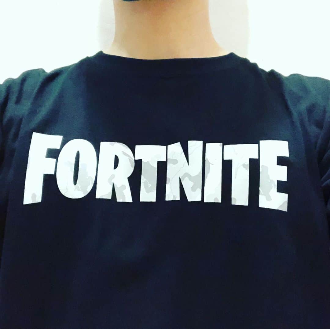 風間由次郎のインスタグラム：「👕✨ #リハーサルウェア」