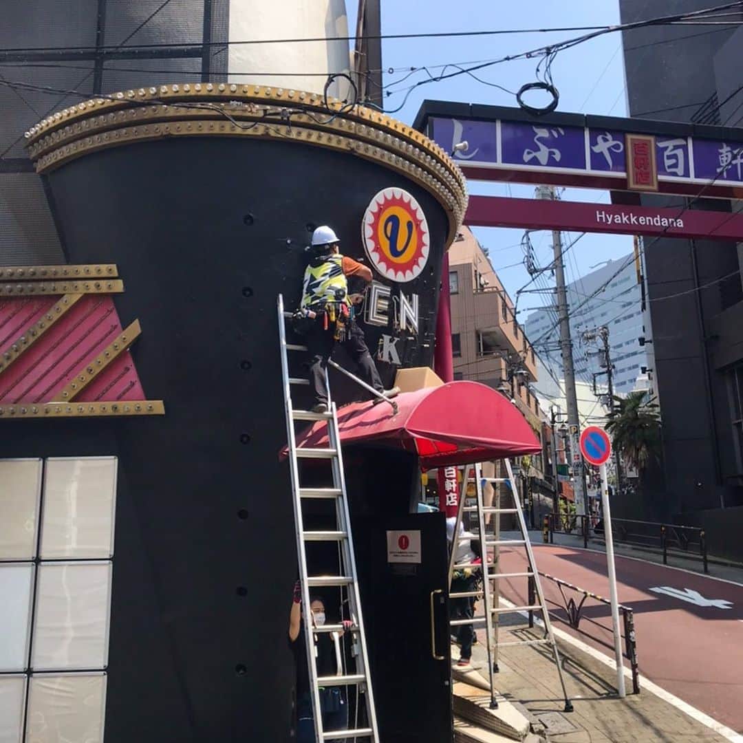 DJ ATSUのインスタグラム：「あぁー…﻿ お疲れ様でした。﻿ ﻿ #THANKS_VUENOS」