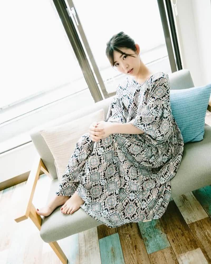 のインスタグラム：「柄ワンピース👗 普段自分では選ばないので 着れて嬉しかったな📷💗 photo by @shidaayaka_   #fashion#ワンピース #ヘアアレンジ #ロングヘア#ロングヘアアレンジ #ヘアメイク#ヘアースタイル  #抜け感ヘア#撮影#モデル撮影#ポートレート#ポートレート好きな人と繋がりたい #おしゃれ好きな人と繋がりたい #shooting#model#japanesegirl #촬영#tokyo」