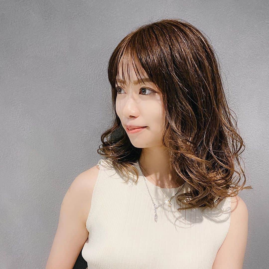 端田三奈未のインスタグラム：「✂️✂️✂️ アートメイクとれてきてる〜 韓国行きたい🇰🇷🥺」