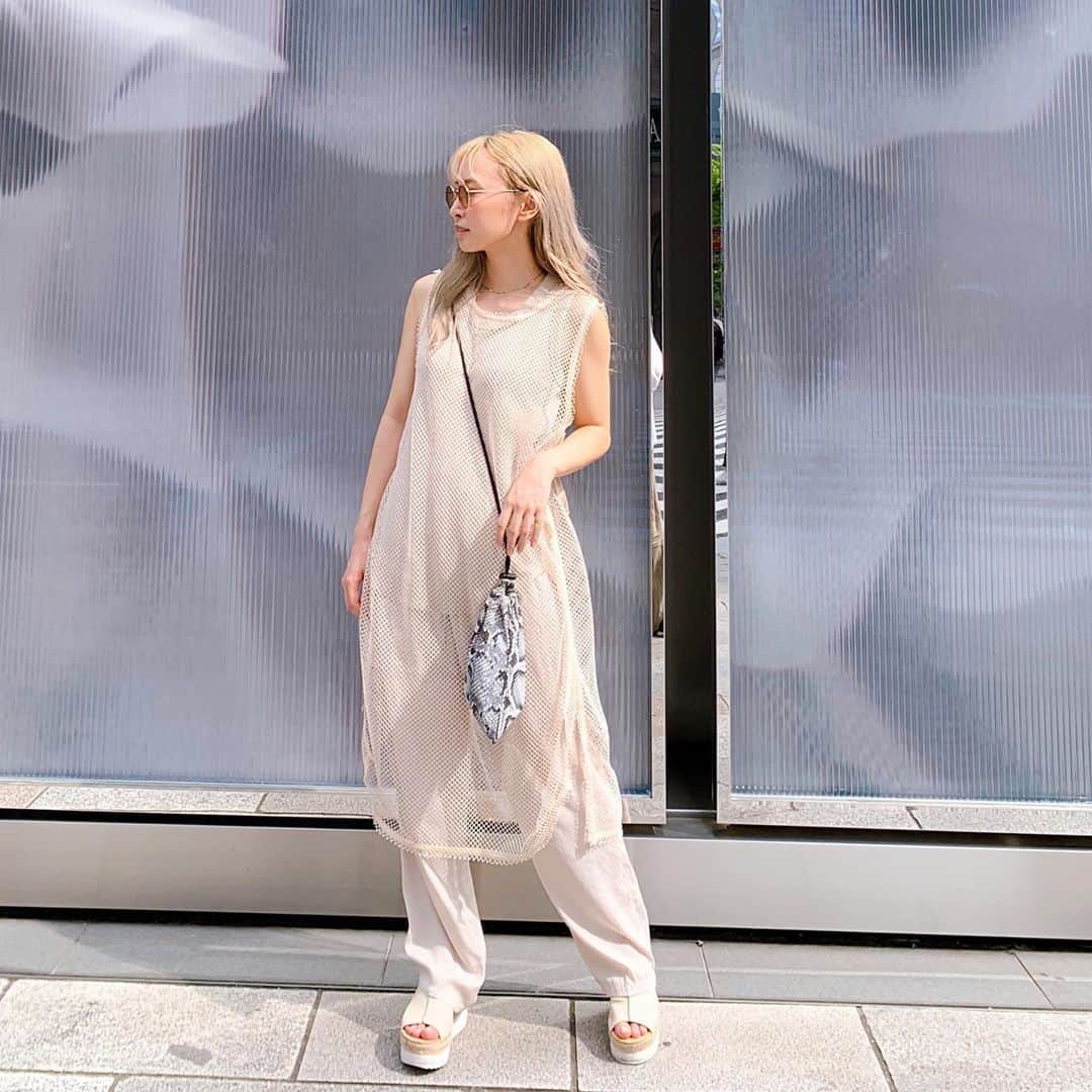 榊原伶奈のインスタグラム：「beige🕊💫」