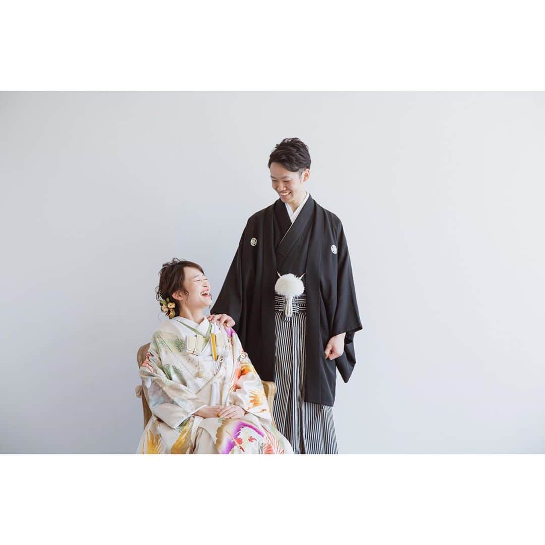 SWITCH SHOOTING PHOTO MAISONのインスタグラム：「シンプルな和装フォト📷お2人の自然な笑顔が素敵な1枚です✨」