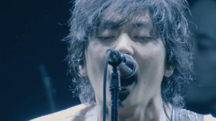 flumpoolのインスタグラム：「いよいよ本日... flumpool「FOR ROOTS」～半Real～ 18時開演です！  一夜限りの構成での生配信ライブをどうかお見逃しなく！  ▼TICKET https://l-tike.com/flumpoolst/   #フランプールの半リアル #flumpool #forroots #大阪 #osaka」