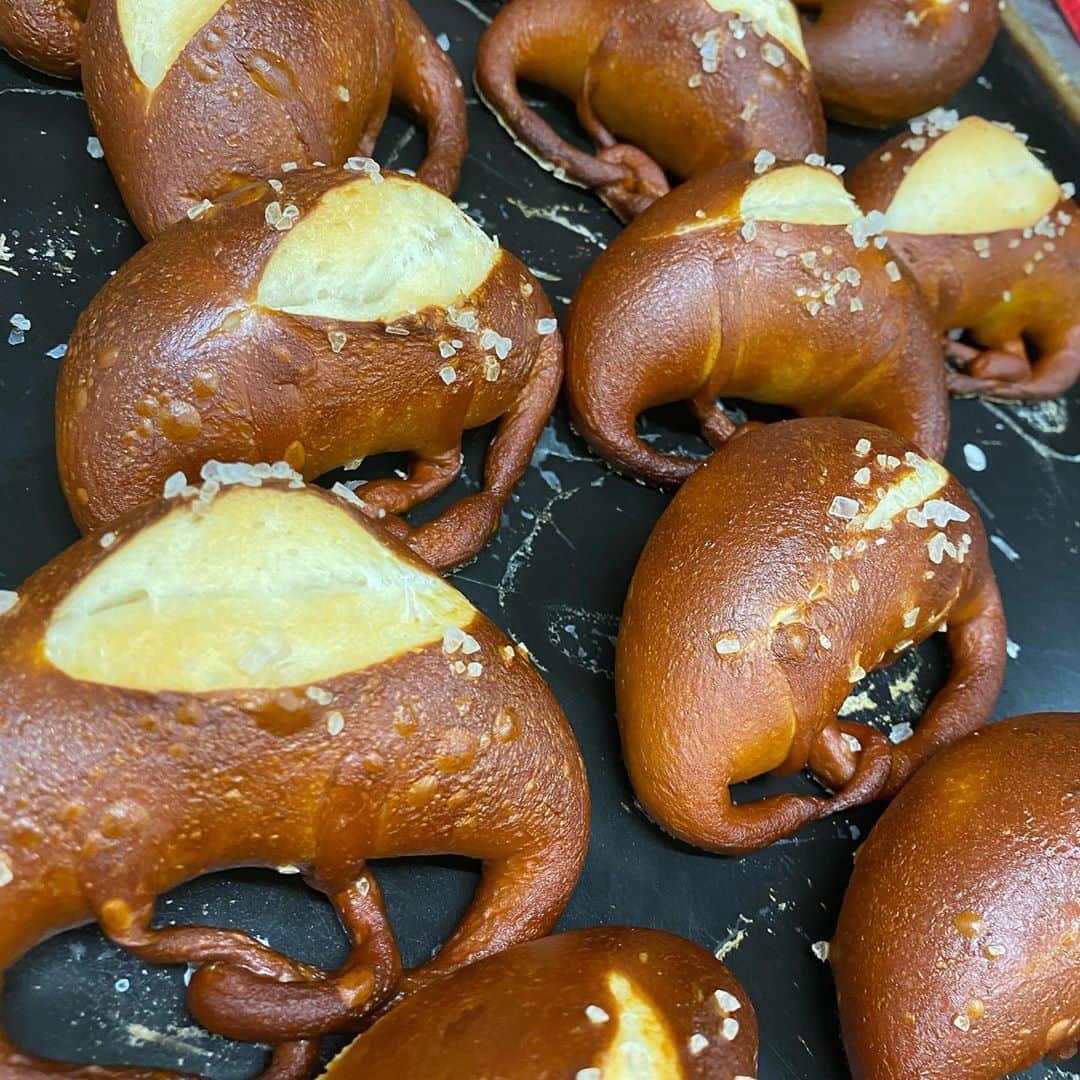 魔女菅原のグルメインスタ