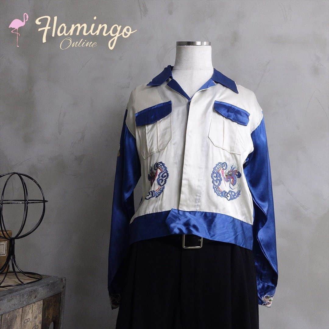 のインスタグラム：「Flamingo Online Store OPEN🦩 URL➡️https://www.flamingo-online.jp フラミンゴ下北沢店インスタトップページから オンラインストアへのリンクがございます。  フラミンゴオンラインなら全国送料無料🚛💨  新規会員登録で500ptプレゼント🎁！！  お得にお買い物できるチャンス✌🏻  Flamingo Online Instagram ID➡️ @flamingo_online_  #flamingo #flamingoonline #onlinestore #open #usedclothing #vintageclothing #フラミンゴ #フラミンゴオンライン #オープン #古着屋 #古着オンラインストア」