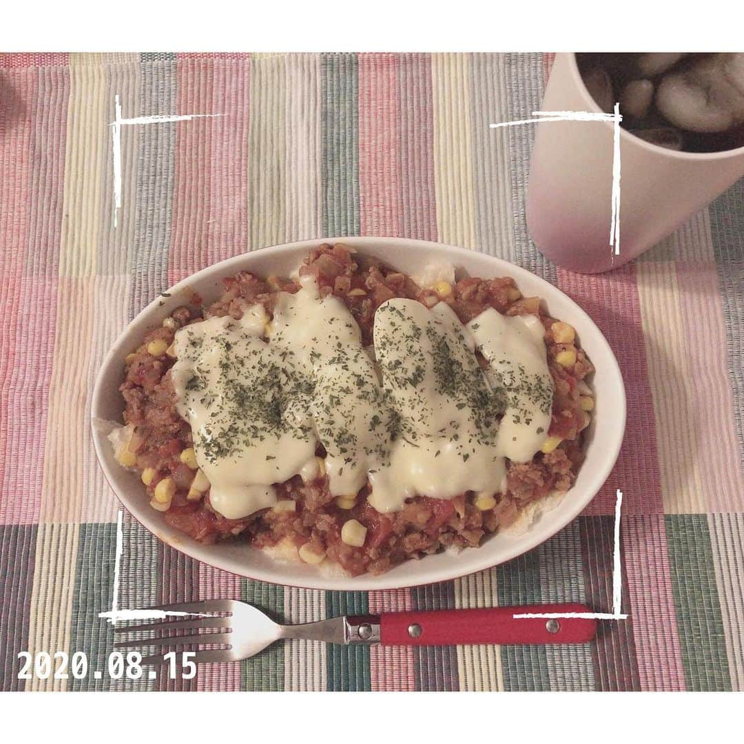 高橋茉奈さんのインスタグラム写真 - (高橋茉奈Instagram)「＊ 今日の朝兼昼ごはん🍽💛 トーストのミートソースドリア🍞🍅 米のドリアでも良かったけどパンにしたら 朝ごはんにぴったりになりました\♥︎/ ごちそうさまでした🤟💕 #셀카#셀피#나#일상#여자#26살#94년생#일본인#패션#얼짱#셀스타그램#얼스타그램#인스타그램#맞팔은댓글#단발#단발머리#朝ごはん#昼ごはん#ランチ#breakfast#茉奈飯#ミートソースドリア#おなかいっぱい」8月15日 12時27分 - 94.05.28