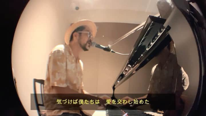 のインスタグラム：「SWING-Oが #歌ってみた 第二弾は、 SWING-Oが2代目キーボードを務める #FLYINGKIDS の 新たな代表曲「ファンキースター」の替え歌！ ていうか、最初の自作歌詞のdemoバージョンですね  FLYING KIDSと出会ってから今に至る僕たちの物語 オマージュもてんこ盛りな歌詞にも注目したってください！ フル尺はYouTubeで！ https://youtu.be/lbAXV8r7WCo  あ、FLYING KIDSのチャンネルでも新たな番組が明日からスタート予定ですw そちらもよろしく  FLYING KIDSチャンネルはこちら https://www.youtube.com/channel/UCr9B6d7siCUdagW4Rx6HnPw」