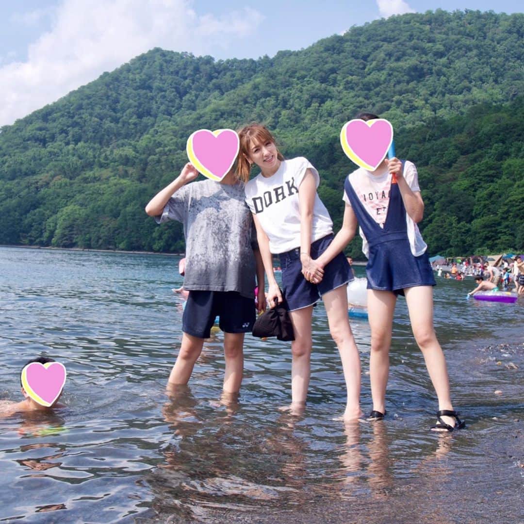 美香さんのインスタグラム写真 - (美香Instagram)「北海道に帰らない夏は初めて。 家族や友人たちに会いたいけれど、今は仕方ないですね😌！ 気持ちよく帰れる日が一日も早く訪れますように🍀 #思い出pic  #2019summer  #北海道 #hokkaido」8月15日 13時21分 - mikaofficial99