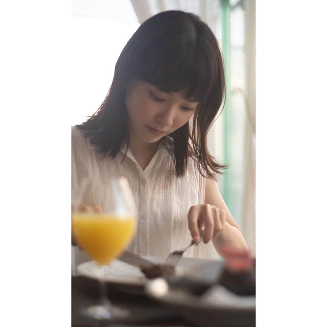 小向なるのグルメインスタ