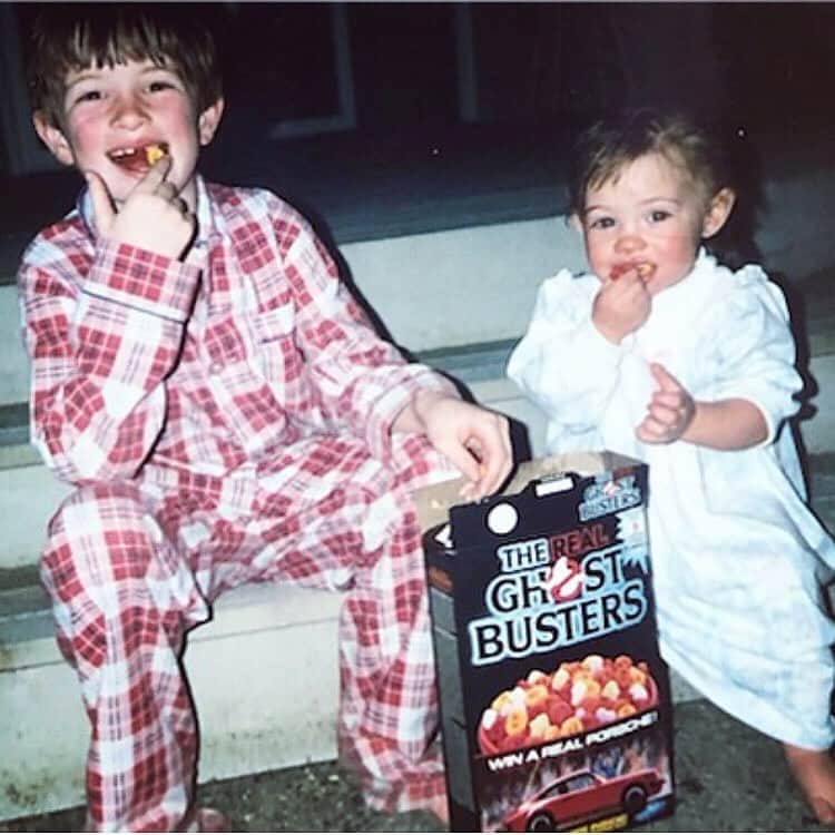 ブルック・バトラーのインスタグラム：「I was lucky growing up that I had a big brother as chill, funny, and loving as you @bretbutlerre. I still look up to you to this day and am inspired by all you do. You are a wonderful father, make me laugh every time I’m with you, and I still never feel quite cool enough to be around you! I love you so much! Happy Birthday! 💙」