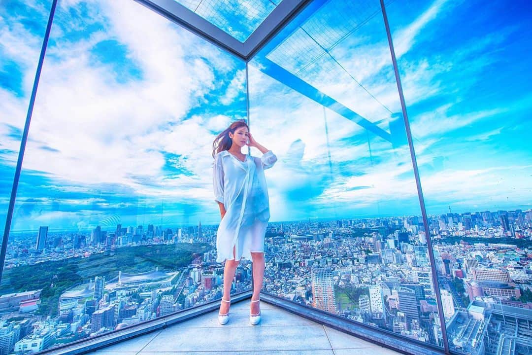 のインスタグラム：「偶然虹が見えた日。 ． ． Photo by @haniwa2go  ． ． #撮影 #渋谷 #渋谷スカイ」