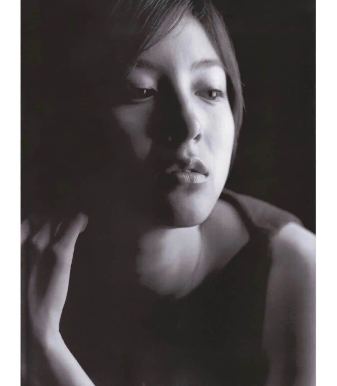 広末涼子ファンのインスタグラム：「マガジン「DUNK（ダンク） 2000年12月1日号」  #広末涼子 #hirosueryoko #ryokohirosue #ヒロスエ写真集」
