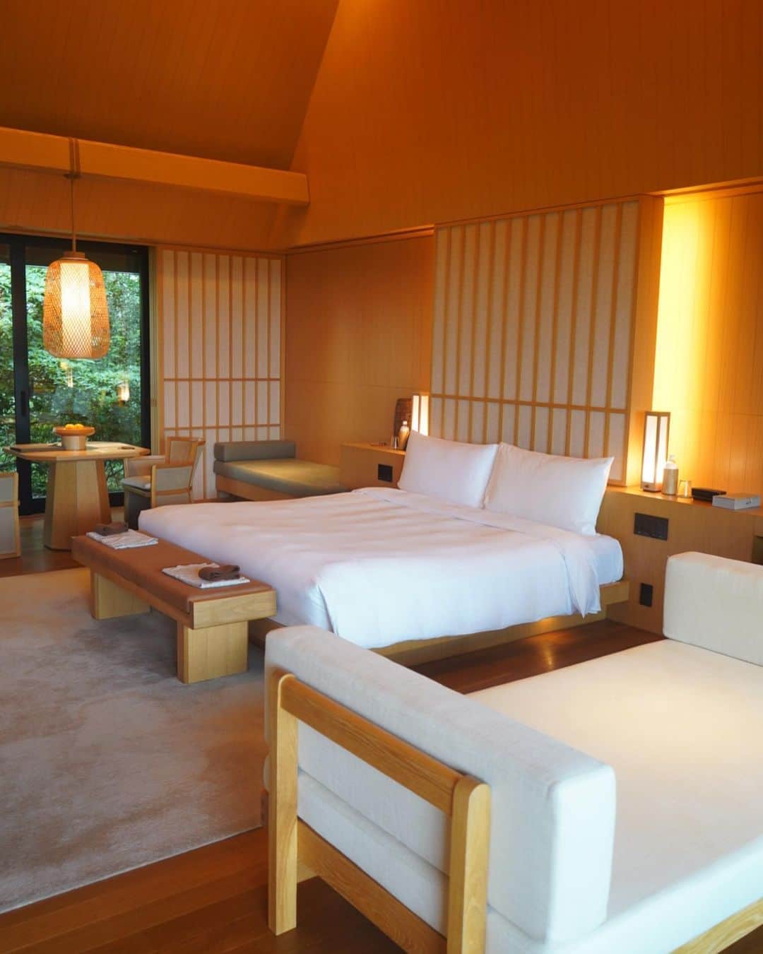 のインスタグラム：「🕊Amanemu🕊  ゆっくりと流れる時間  @amanemu_resort  #amanemu #アマネム」