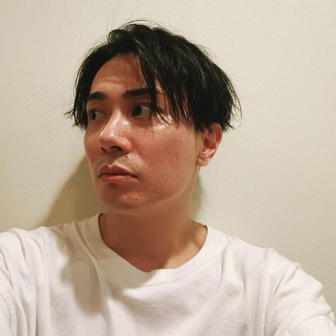 鈴木達央さんのインスタグラム写真 - (鈴木達央Instagram)「いつも支えてくれるお二人。」8月15日 16時49分 - ta2hisa_suzuki