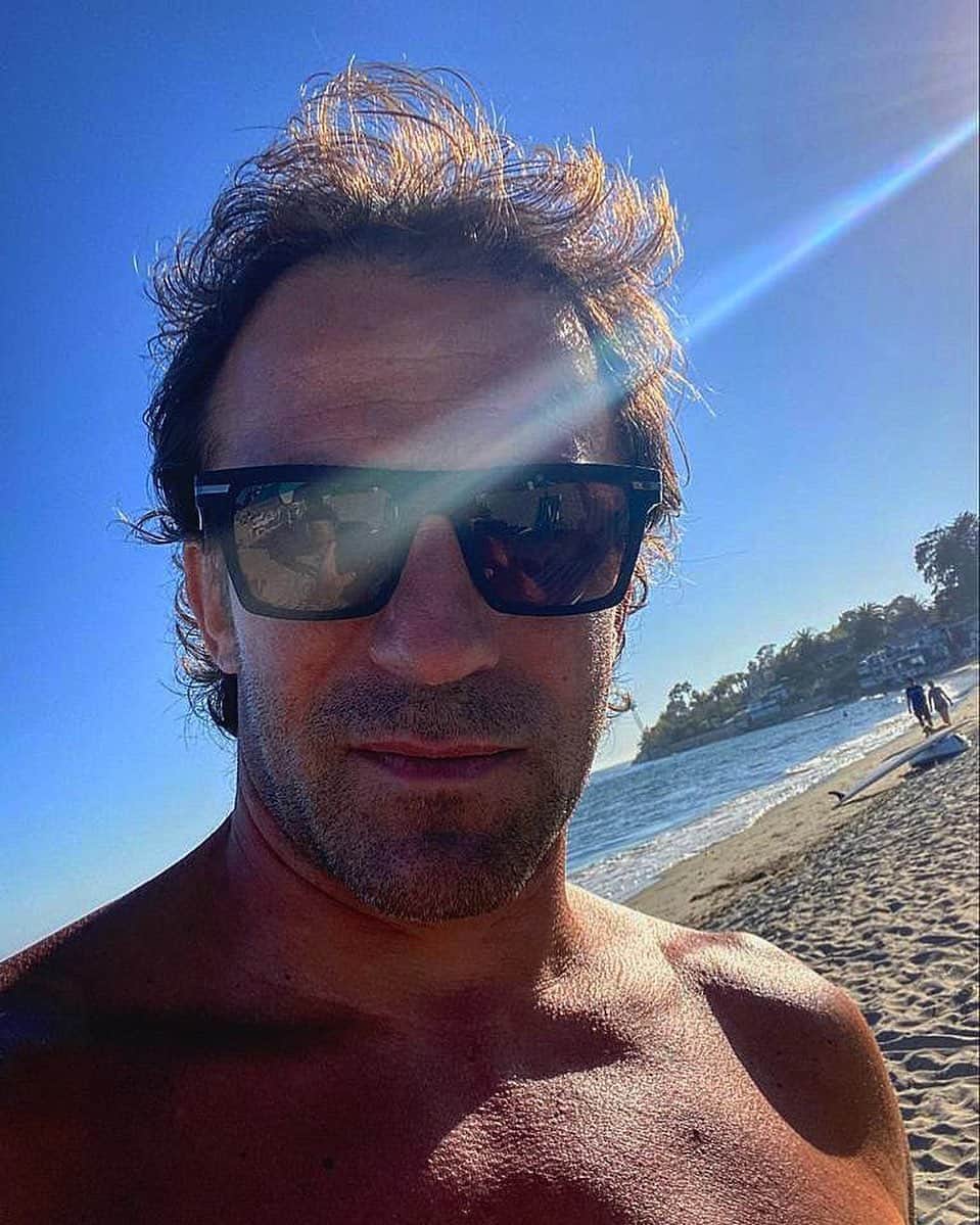 アレッサンドロ・デル・ピエロのインスタグラム：「Buon Ferragosto #buonferragosto 🏝 #adp10」
