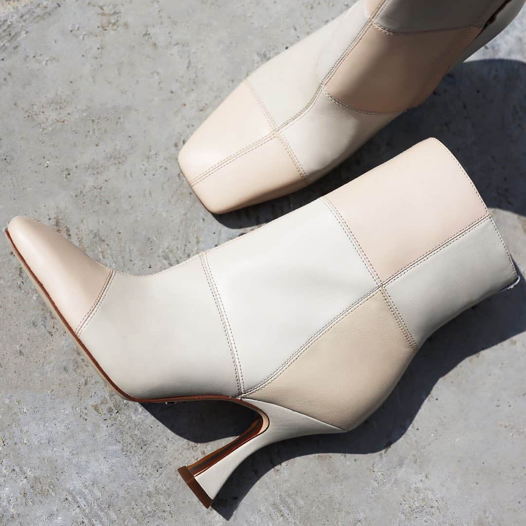 サムエデルマンのインスタグラム：「The OLINA Boot Now available at samedelman.com  #SamEdelman #FORCESOFNATURE #PreFall2020」
