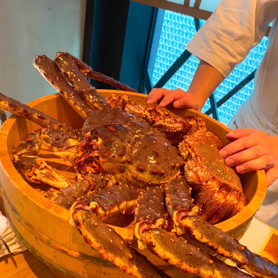 宮田和幸さんのインスタグラム写真 - (宮田和幸Instagram)「蟹🦀食べるなら きた福 飽きるまで出てきます…。 ここの天然カキ氷がまた絶品です。 #かに #グルメ #カキ氷」8月15日 19時44分 - miyata.hercules
