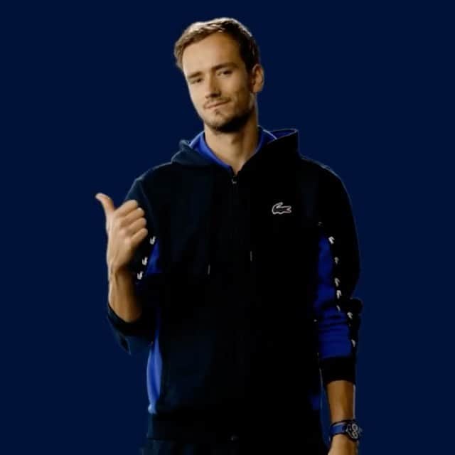 ダニール・メドベージェフのインスタグラム：「Waiting for us? 💥🎾🤜🏼 // Ждете нас? 💥🎾🤜🏼 @atptour」