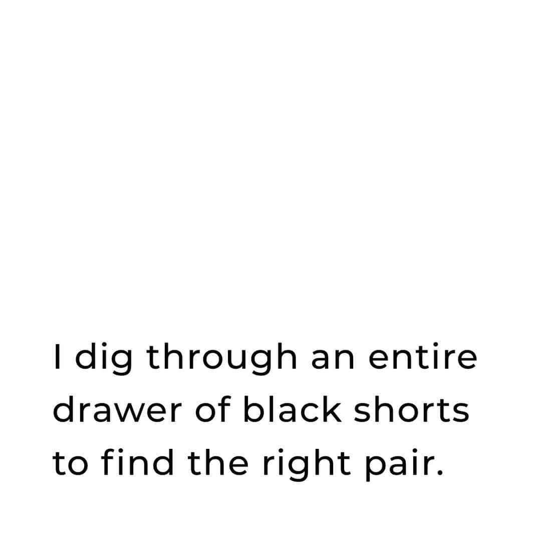 ケイラ・アイトサインズさんのインスタグラム写真 - (ケイラ・アイトサインズInstagram)「#BBGcommunity, if you know me you know that I have been wearing the same pair of black shorts for the last six years. ⁣ ⁣ Even though my entire wardrobe is exercise clothes and activewear, I always go back to the same ones. 😅⁣ ⁣ #BBGatHome #SWEATatHome」8月15日 20時30分 - kayla_itsines